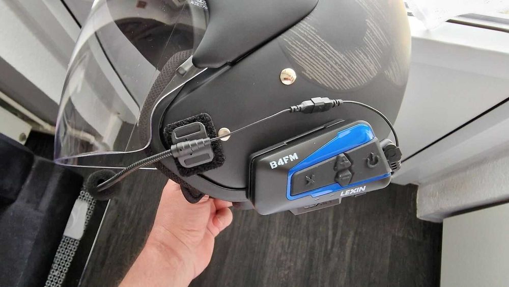 Căști interfon Lexin B4FM-X9,cască  motociclete Blueto,(Super Ofertă).