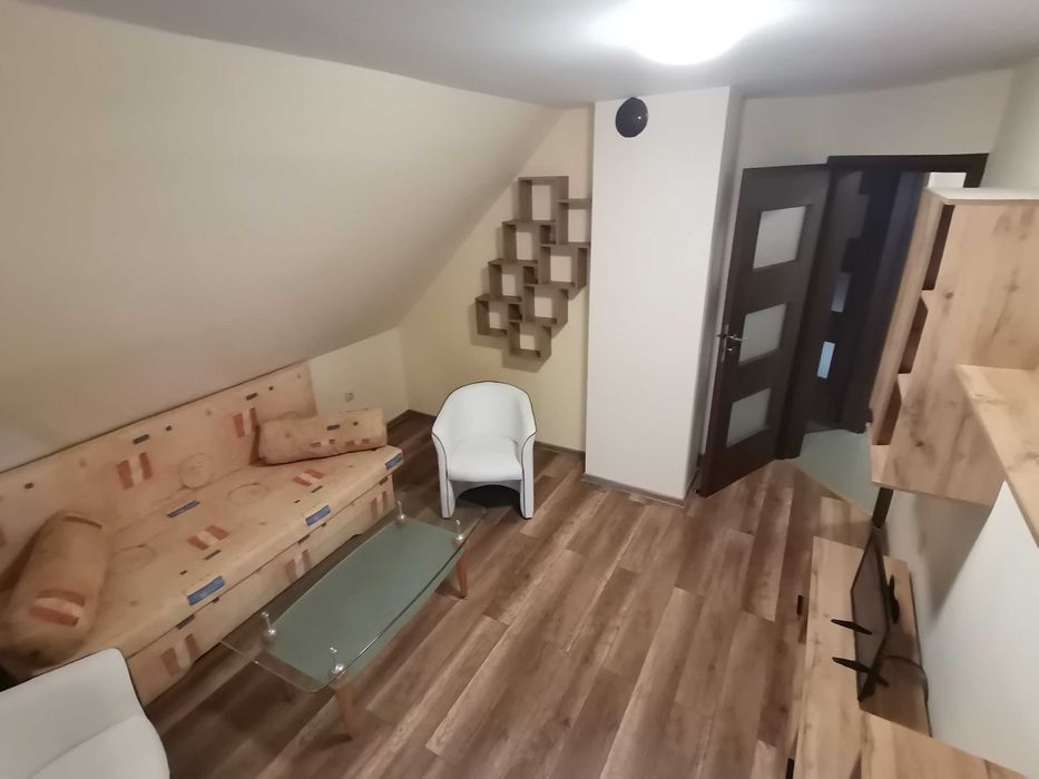 Дава се под наем Двустаен апартамент в Бургас, Изгрев - 67 кв.м за 229.5 € - Снимка #5