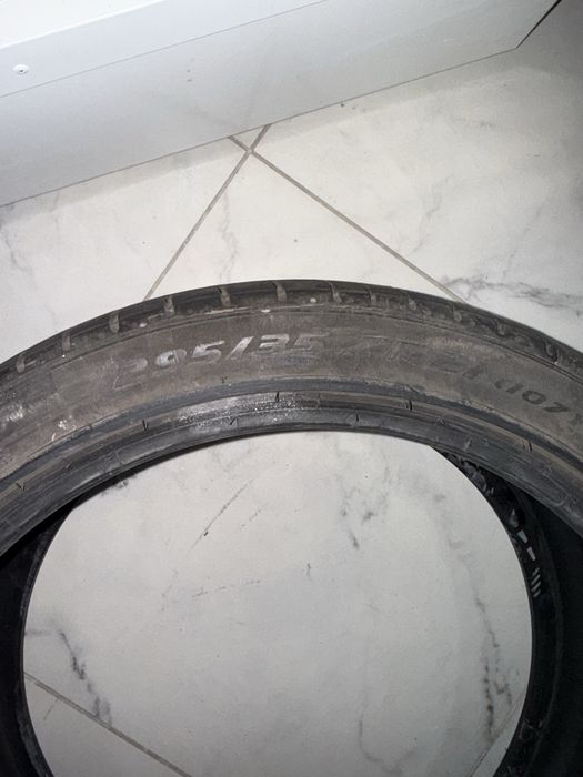 Pirelli 315 35 r21 / 295 35 r21