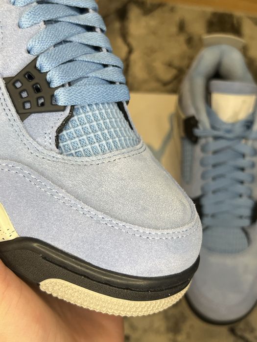 Jordan 4 university blue