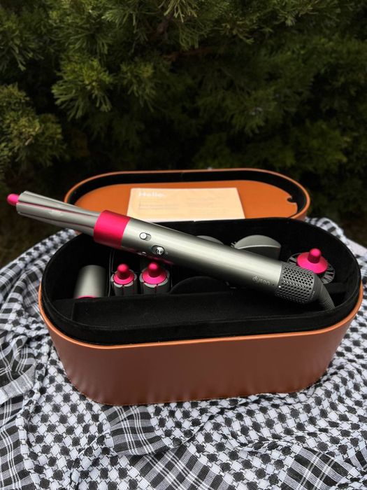 Фен Dyson Airwrap complete hs01