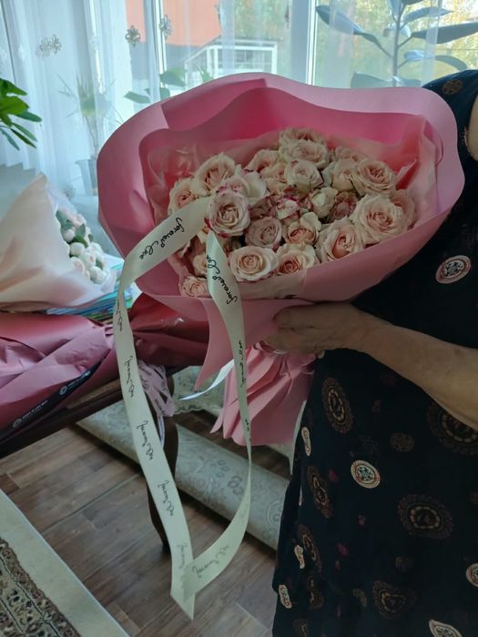 Продам живые цветы