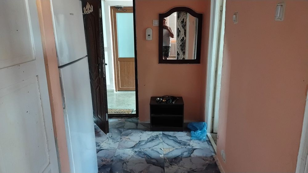 Garsonieră de vânzare