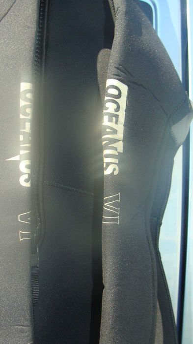 водолазен неопренов костюм