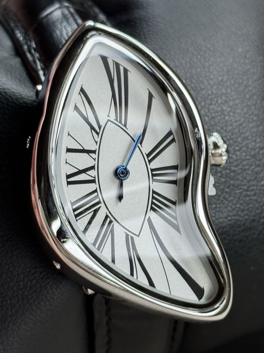 Ceas Pintime Medieval Crash creative melting twisted Dali Paris