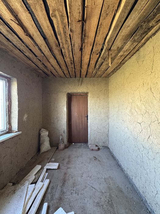 Участок с  черновым домом