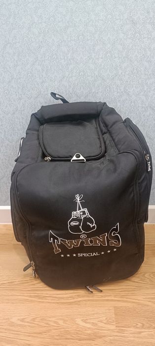 Продам комплект тренировочную сумку