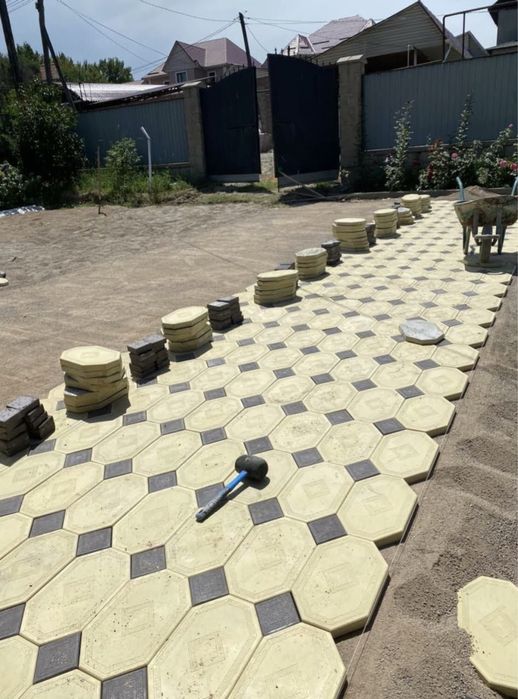 Брусчатка плитка бордюр бетонный