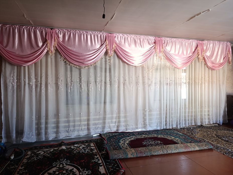 Парда сотилади, 8 м ли уйники, ёнида Яна портьералари бор,р