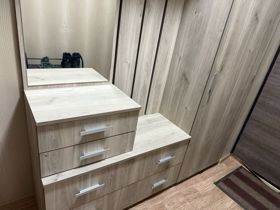 СРОЧНО Мебель Прихожая