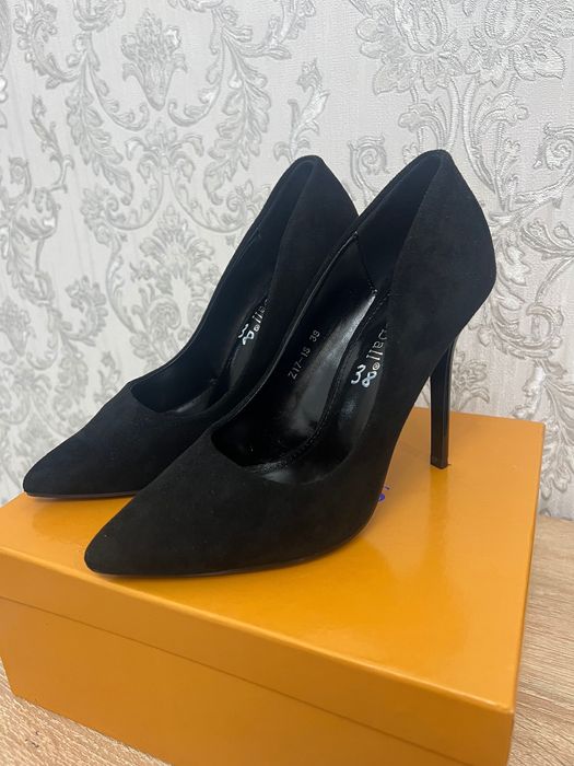 Продам туфли женские