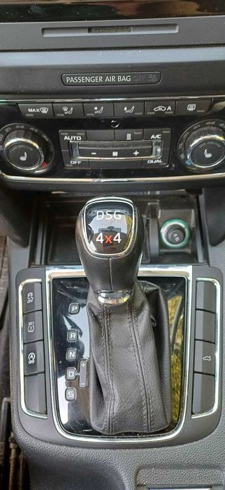 Skoda Superb Combi 4x4  ГАРАЖНА