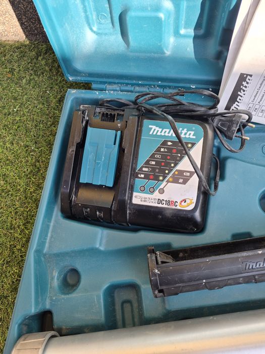 Pistol silicon makita dcg 180