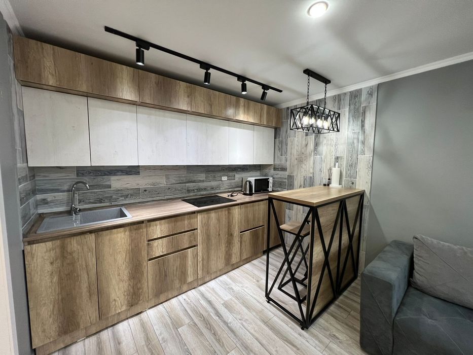 1 ком. Толстого 90