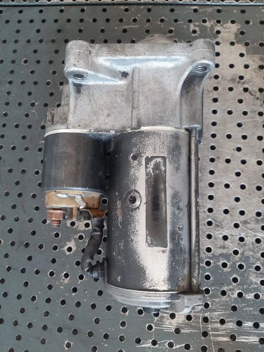 electromotor  d419272  1.9 d volvo v40 s40