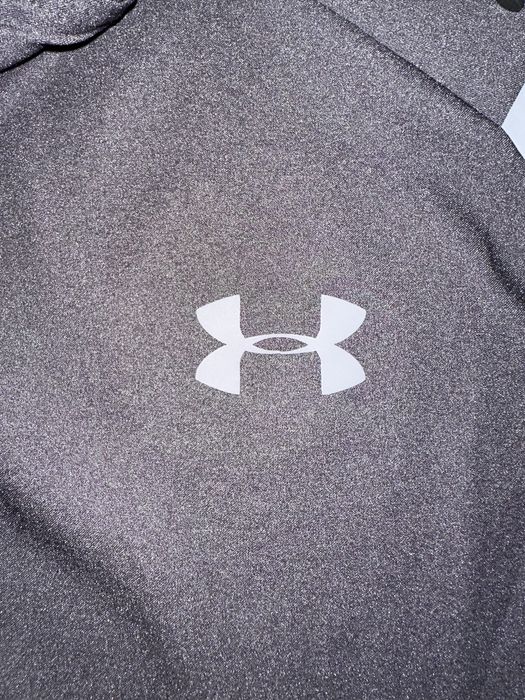 Мъжки,шушлеков,черен екип Under Armour с гумирано лого