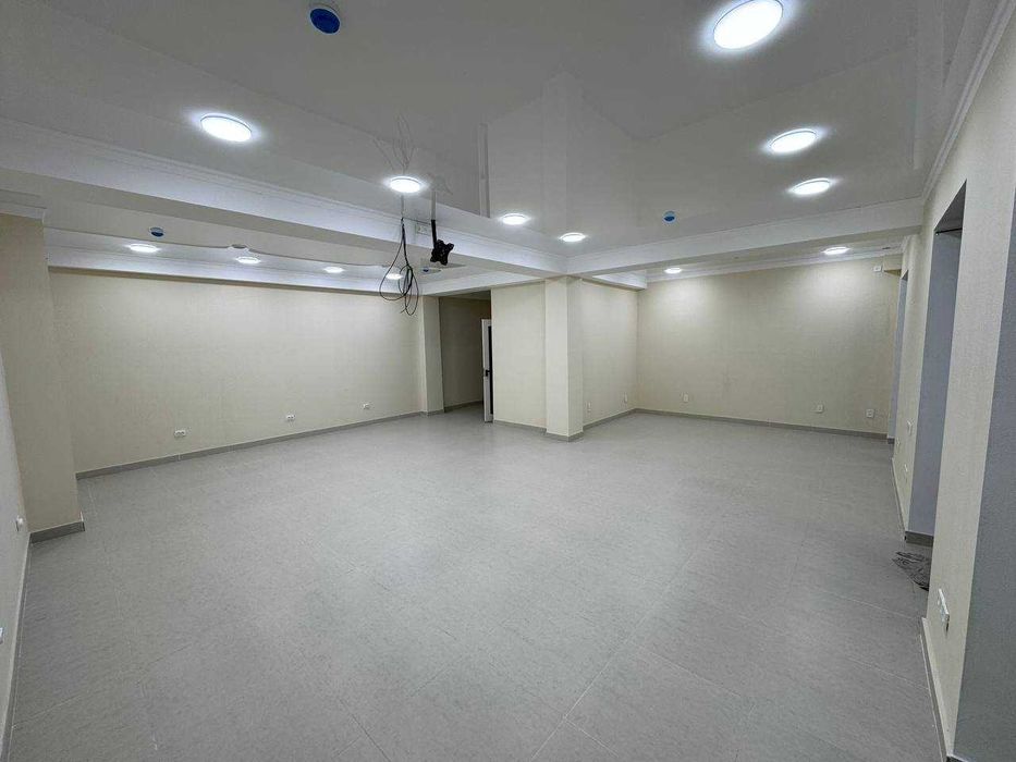 Катта Кани мавзесида 1 каватда нотурар жой сотилади. NR494/73