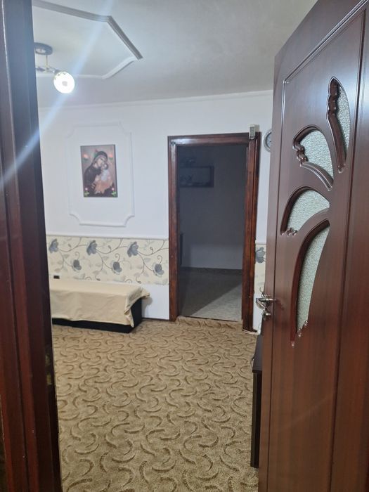 Vand apartament Valea Rosie