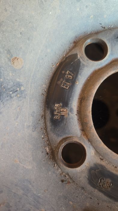 Диск сатылады. Бағасы 40000 тг. 3 штук