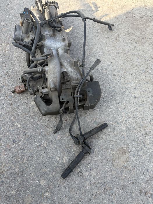 Впускной колектор от субару форестер