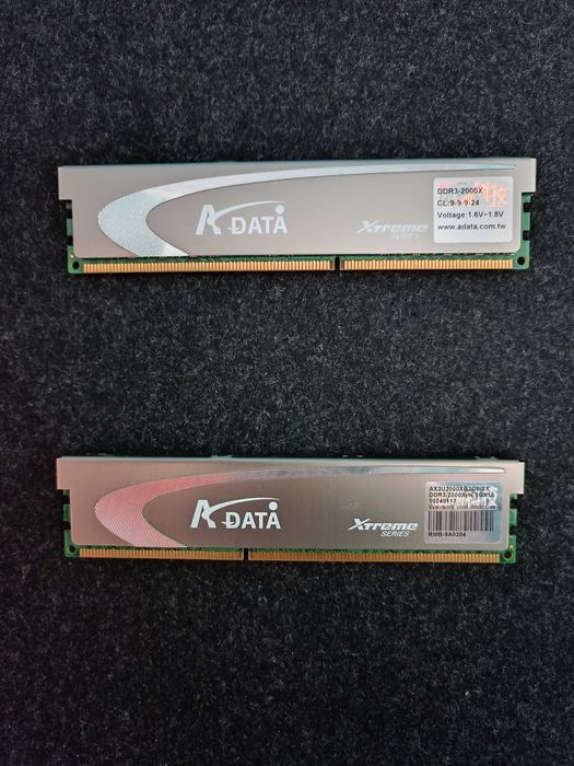 RAM памет DDR3 - HyperX (2x4GB) и Adata (2x2GB)