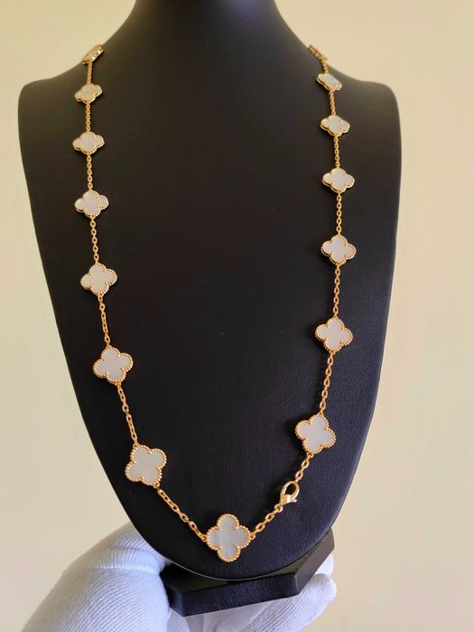 Дълго дамско колие с 20 детелини от бял седеф Van Cleef & Arpels VCA