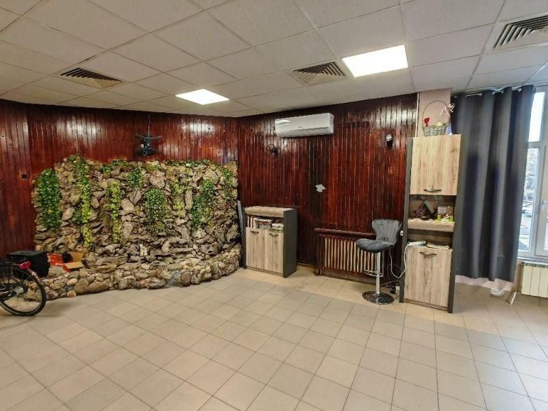 Магазин за продажба в ж.к Овча купел 2