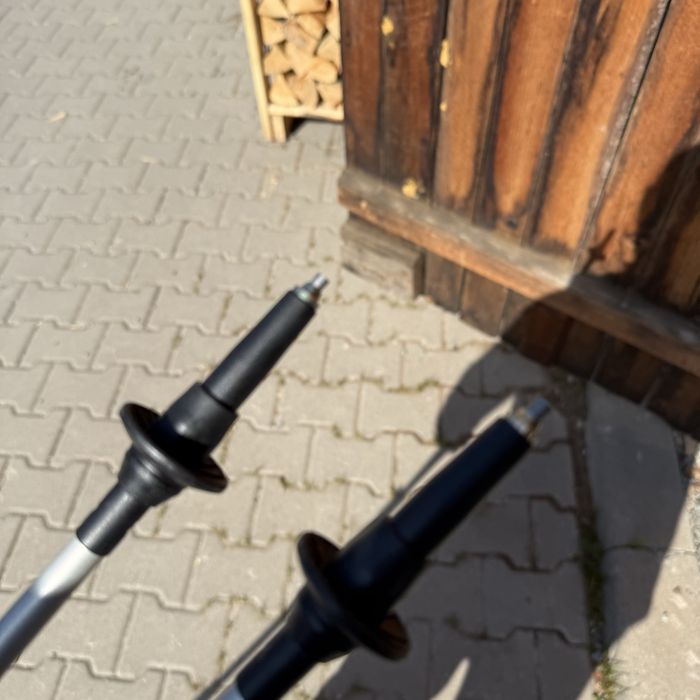 Bețe trekking Leki