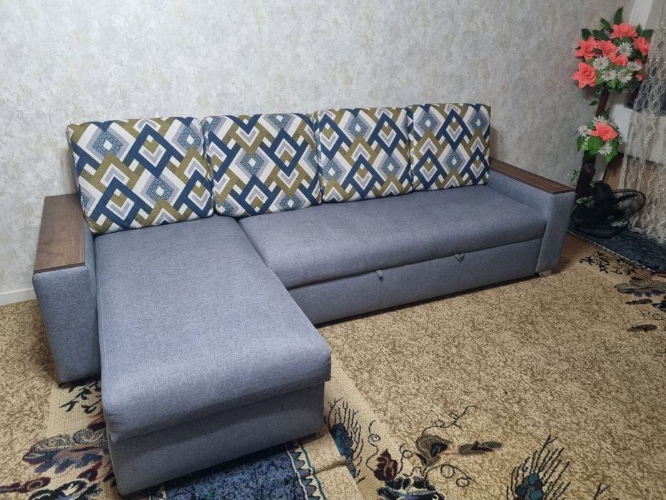 АТАМАНКА мини уголок +журналний стол