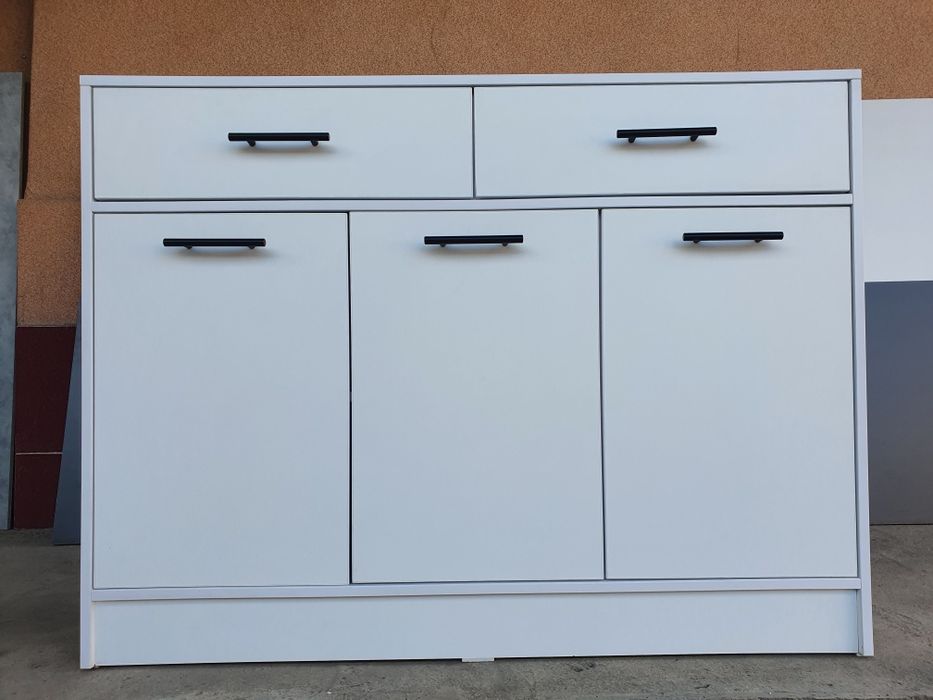 Комод Komod ishlab chiqaruvchidan 1