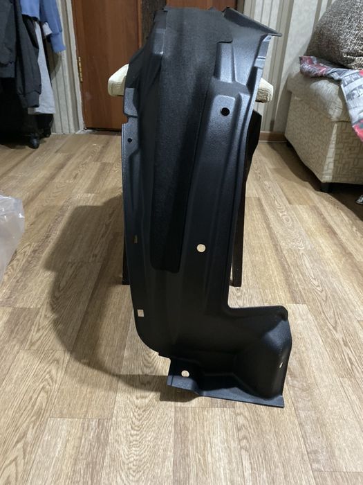 Подкрылки на Toyota Corolla 150