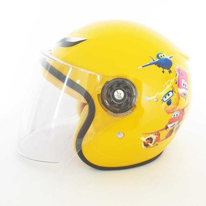 Детска каска 4-ри цвята