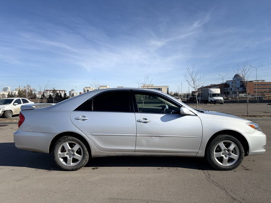 Toyota camry 30. 3.0 se