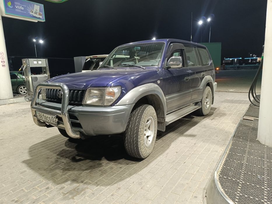 Продам бампер передний Прадо 90