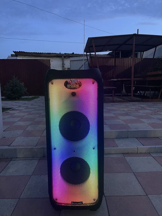 Музыкальная колонка