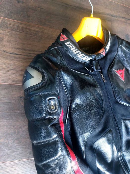 Яке с Аърбаг Dainese Misano 1000