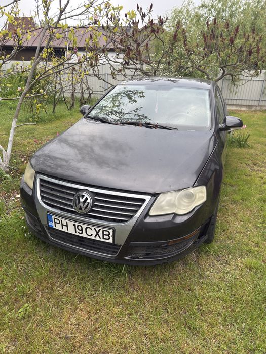 Dezmembrez Volkswagen Passat B6 1.6 FSI BLF 116 CP – mașină completă