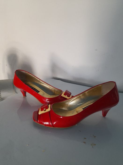 Продам туфли женские разные