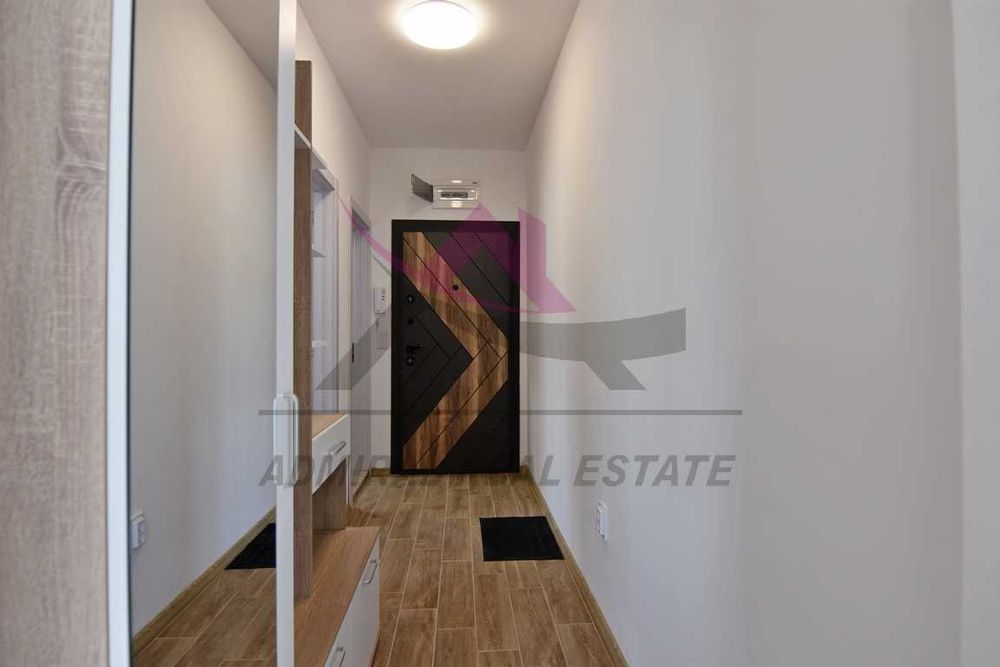 Чисто нов -ДВУСТАЕН -ИЗГРЕВ