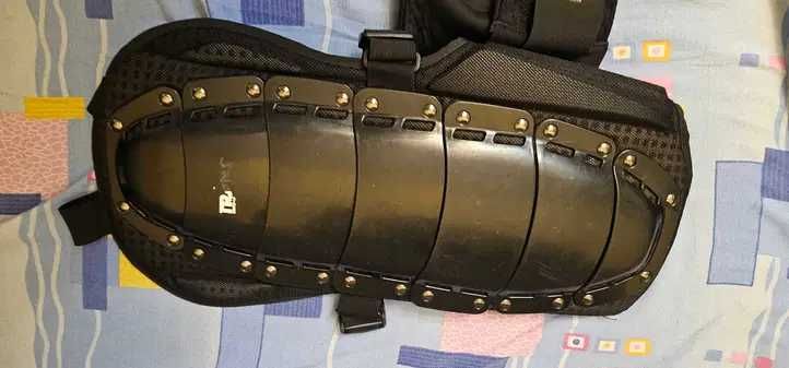 pantaloni moto si protectie spate moto atv