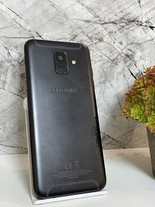 Samsung A6 32Gb памяти