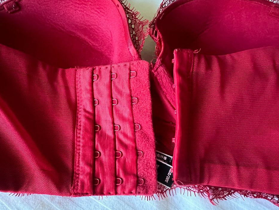 Автентични сутиени Victoria’s Secrets