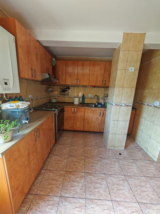 Apartament 3 camere de închiriat, Otopeni