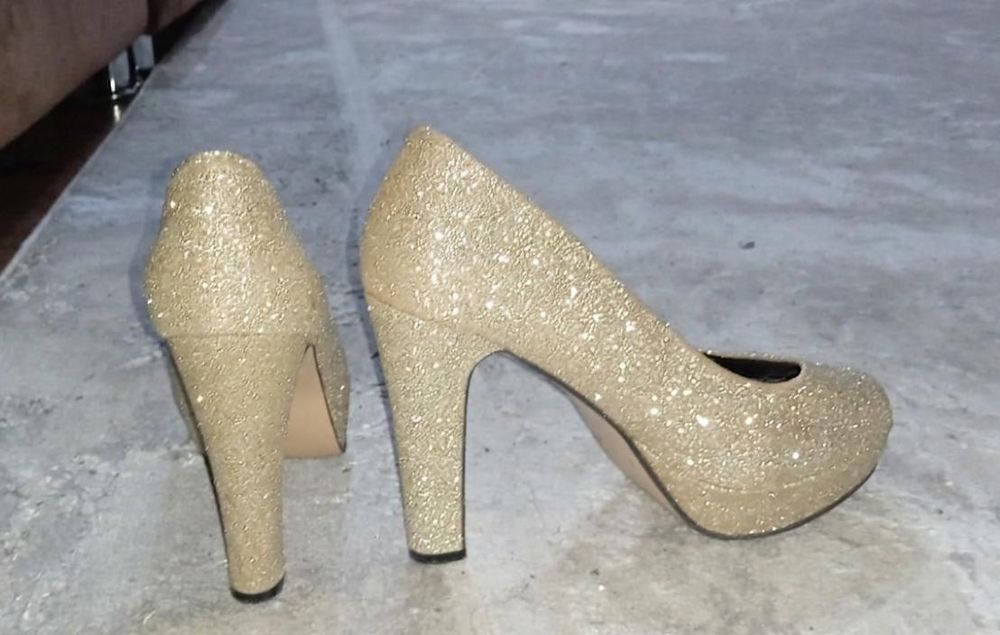 Каблуки для выпускного /тоя