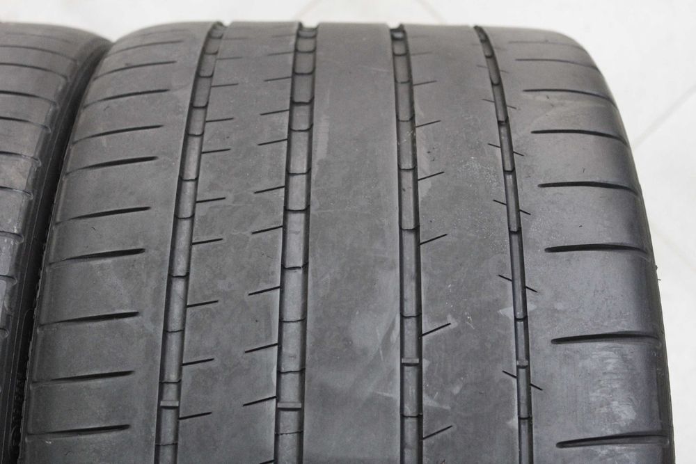 305/25-20 Michelin Pilot Super Sport