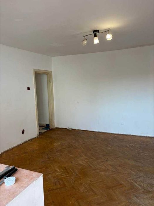 Proprietar Vand Ap 2 camere Etaj 3, 55 mp in bloc anvelopat linga parcul Clabucet