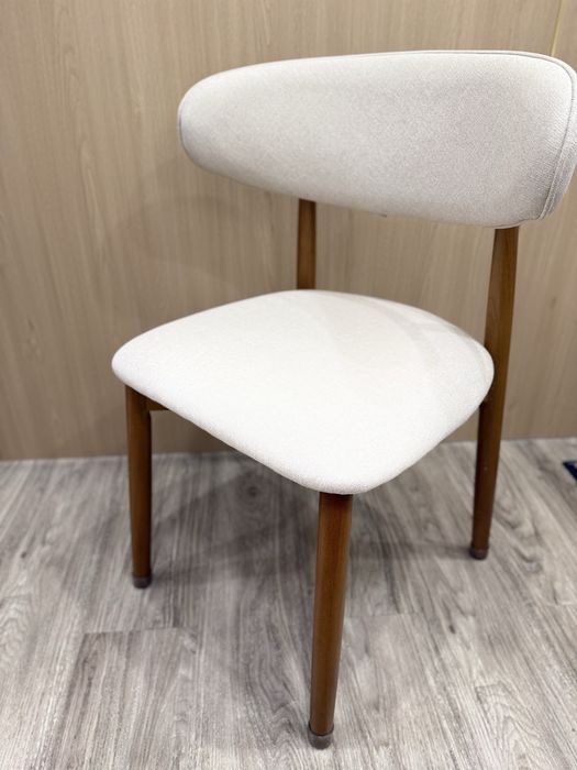 Продам стулья для кухни и гостиной