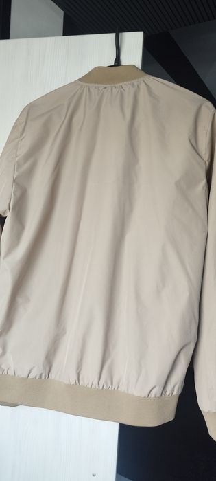 Есенно яке,обличано е един път