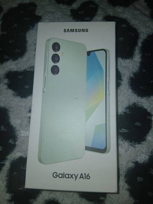 Продават се  запазени