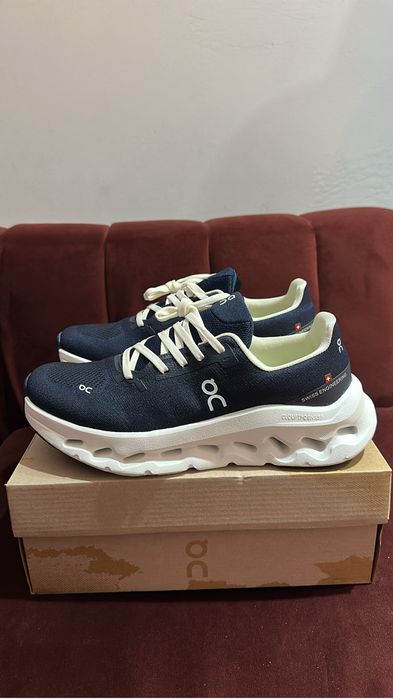 On cloud кроссовки новые коробки
